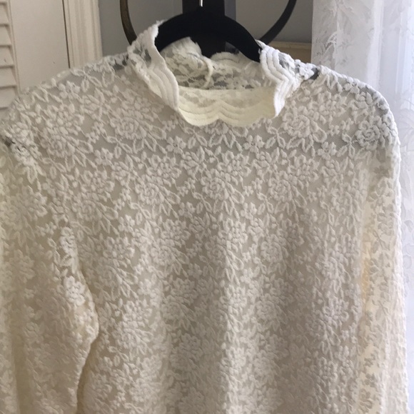 Coldwater Creek lined ivory blouse. CL - Picture 2 of 6